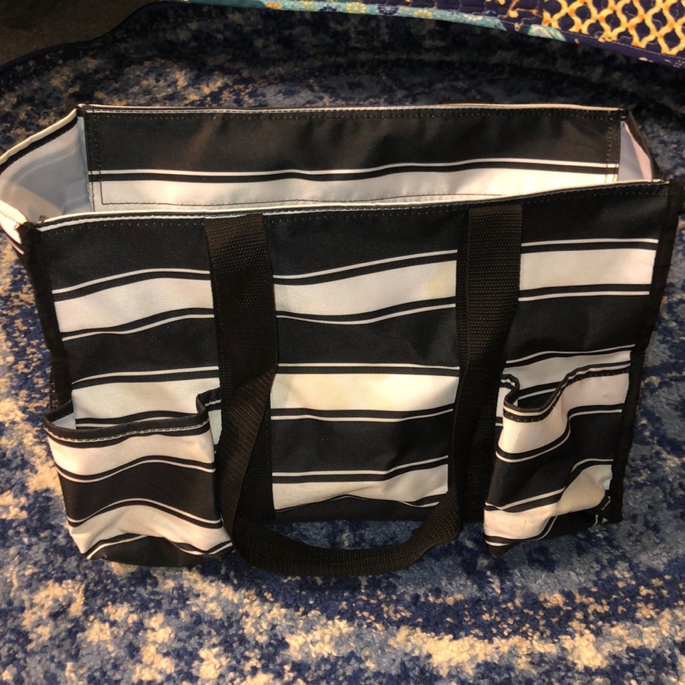 Thirty one black and white striped bag